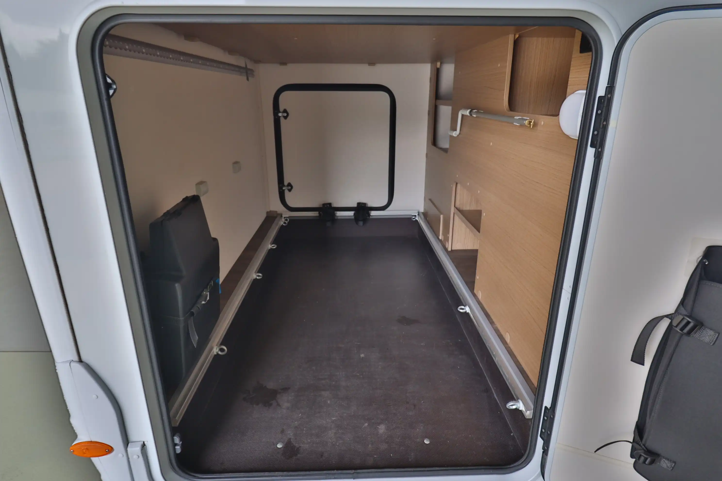 CARADO T 338 Edition15